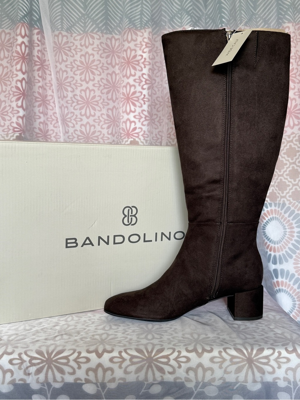 NWT Bandolino Size 7W women’s Dark Brown Calf-High Block Heel Boots